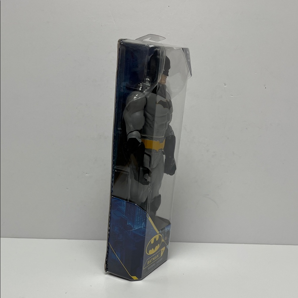 Batman Action Figure - NEW! - Picture 5 of 11